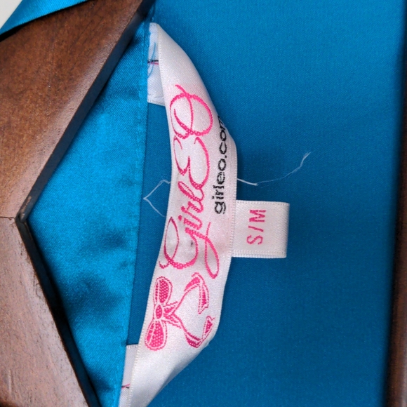 Vintage Style Monogram "L" Robe - Picture 3 of 5